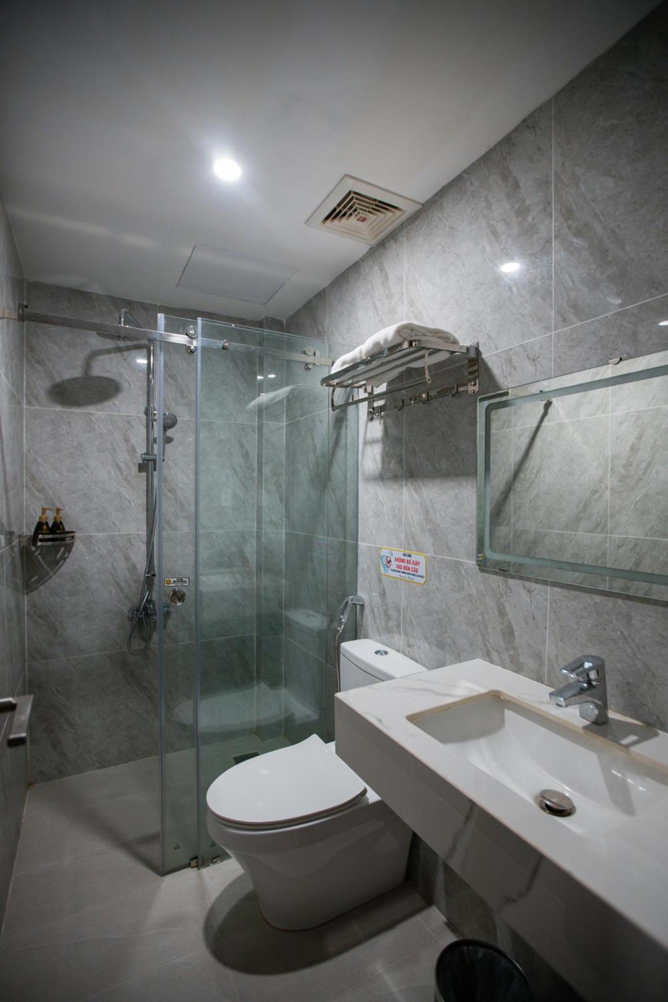 Riverside 1 Hotel Cần Thơ Extérieur photo